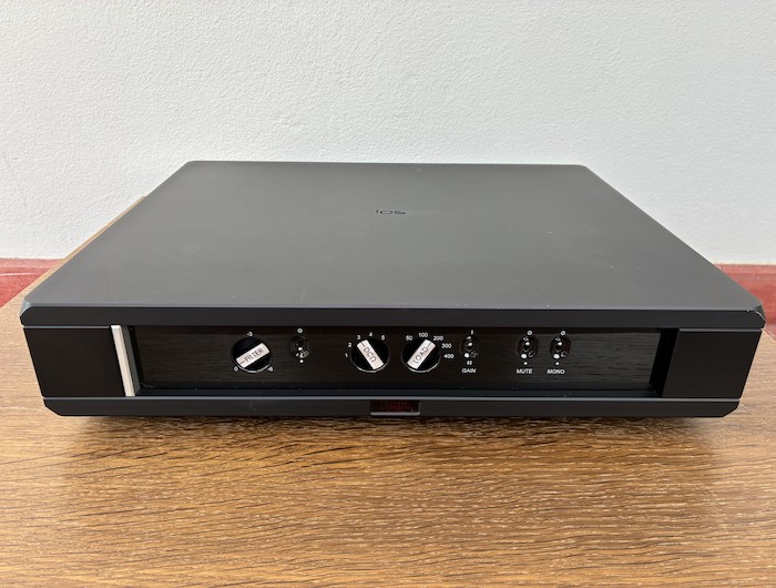 Rega Reference IOS